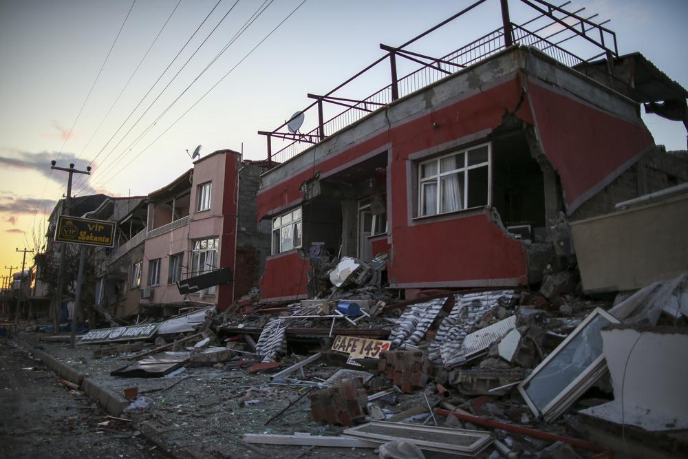 Турецкий лидер признал «недостатки» в реагировании на землетрясение