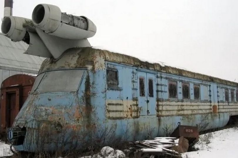 Российский «скоростной вагон» с реактивными двигателями на вершине разогнался до рекордной скорости 220 миль в час