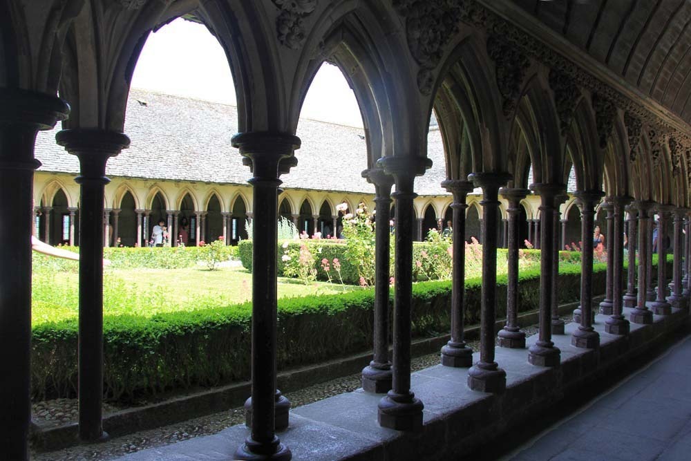 Может ли туризм помочь защитить легендарный Мон-Сен-Мишель?