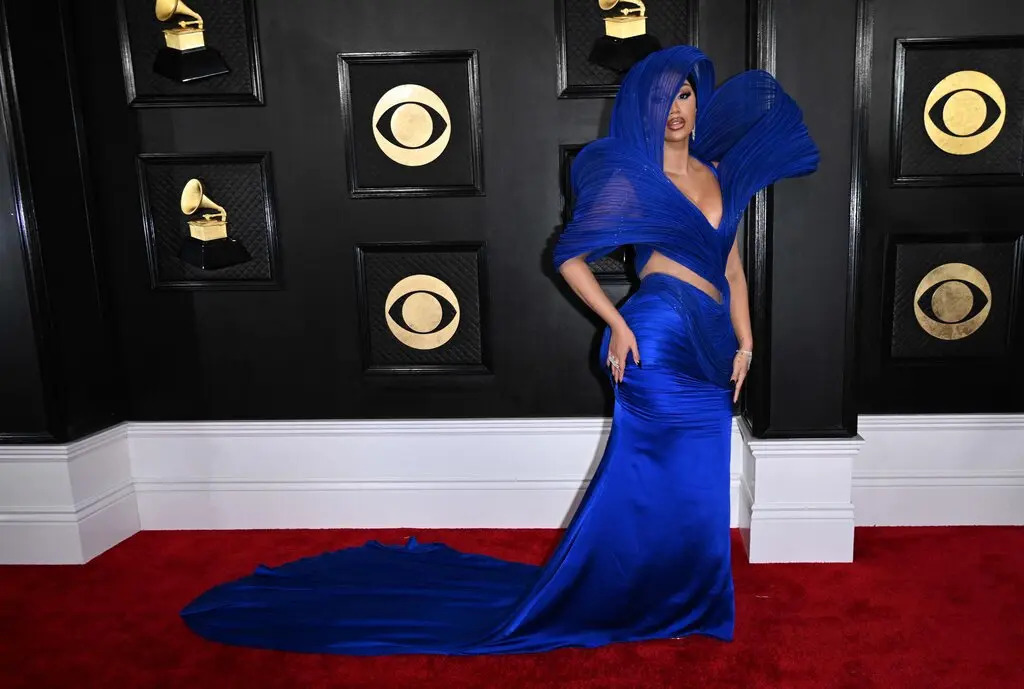 9 нарядов, которые больше всего украсили "Грэмми"