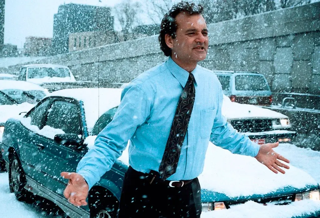 Вспоминая старый добрый фильм, так о чем нам хочет поведать '' День сурка "