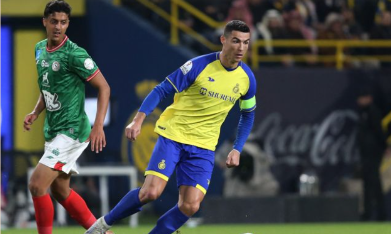 Криштиану Роналду: его футболка выставлена ​​на аукцион, чтобы помочь пострадавшим в Турции