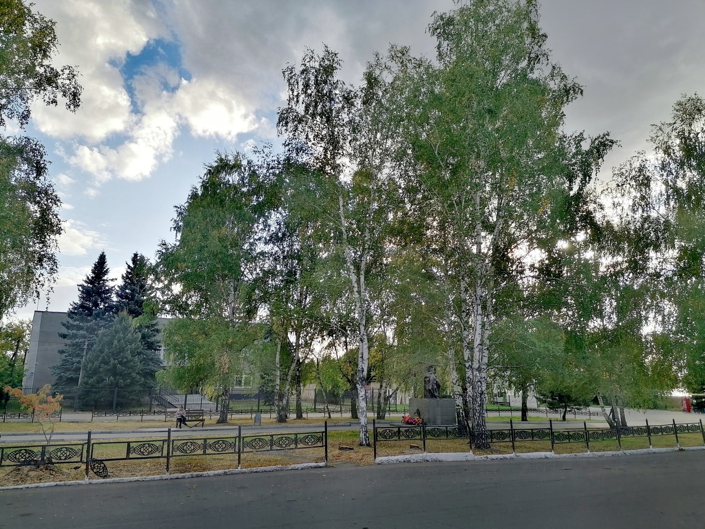 Я счастлив, что живу в России... Вы согласны с тем, что если вы живёте в России, вы уже - самый счастливый человек в мире?