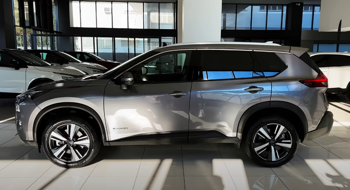 Nissan X-Trail 2023 года