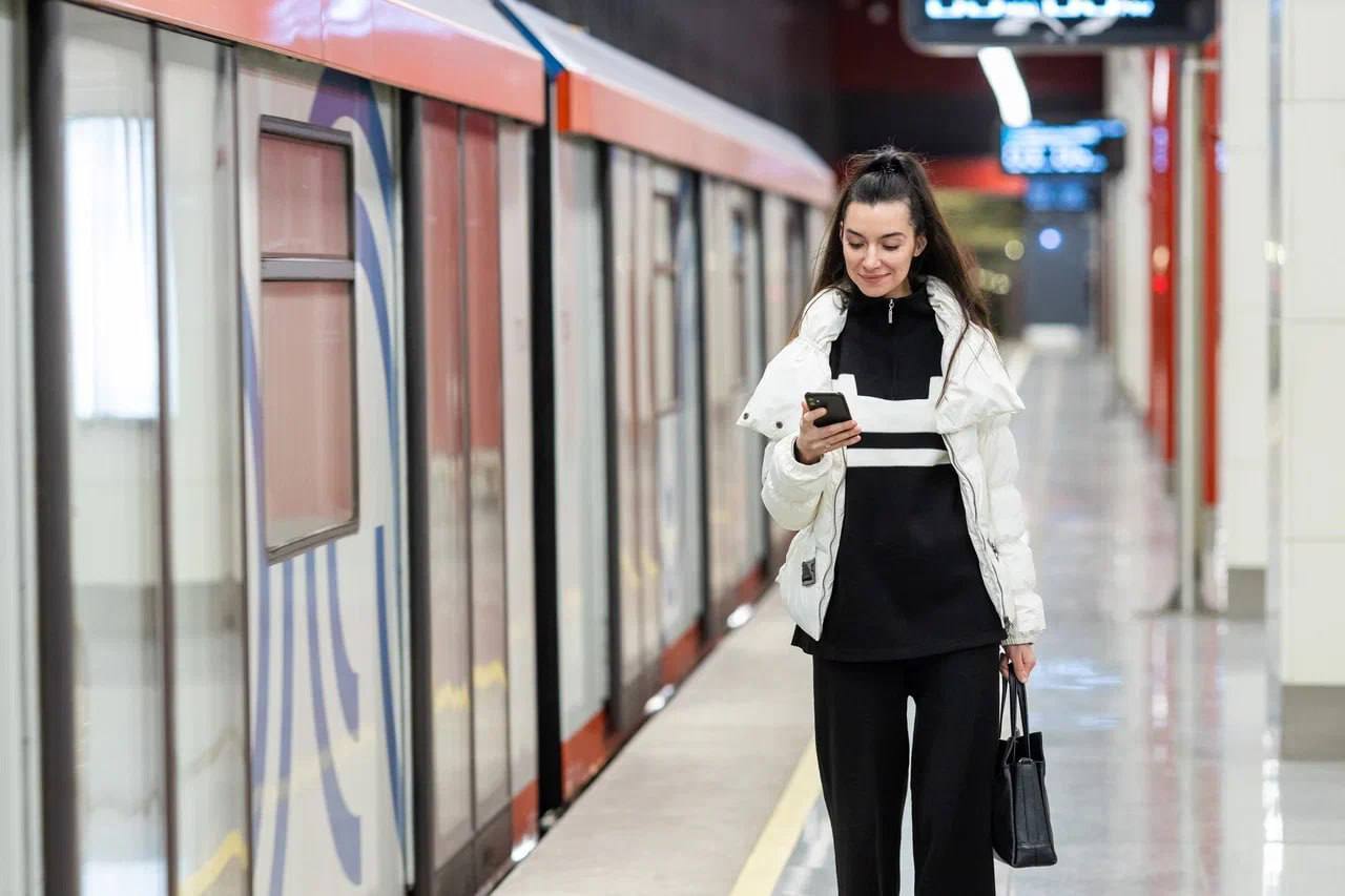 Мобильная сеть 4G операторов «‎большой четверки» будет доступна на всех новых и существующих станциях БКЛ