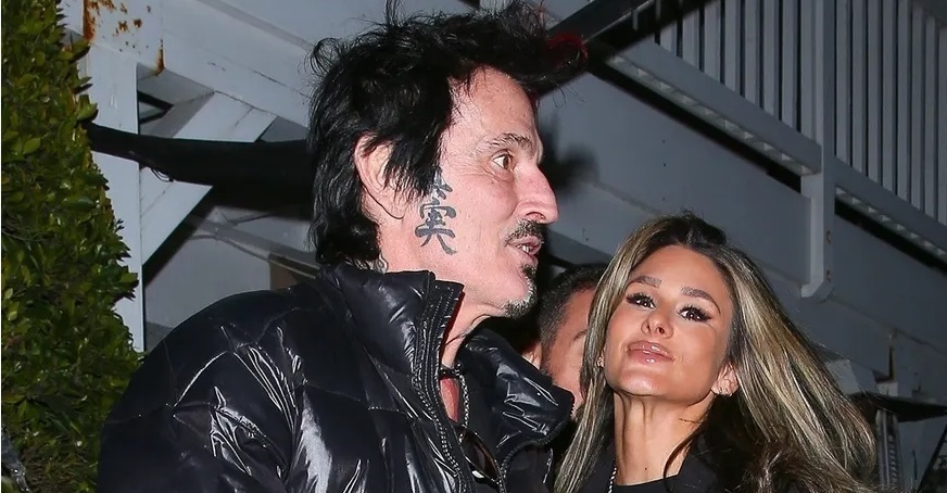 Томми Ли с женой после скандала с Памелой Андерсон: Что нужно знать о Бриттани Фурлан