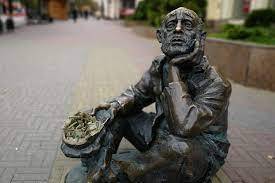 Страсть к накопительству и растратам. Любовь к деньгам и вещам. Синдром Плюшкина