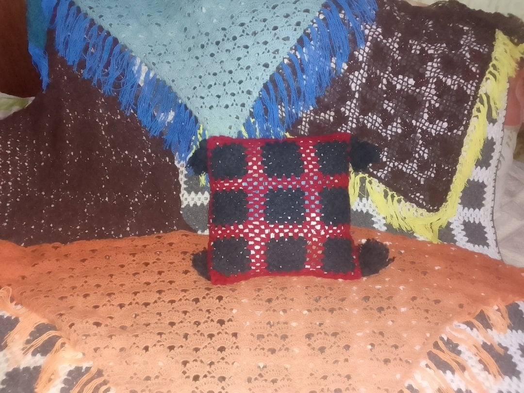 Вязаные руками вещи сохраняют часть души создателя.