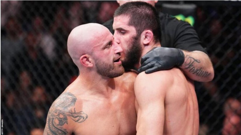 UFC 284: Ислам Махачев победил Александра Волкановски и сохранил титул чемпиона в легком весе