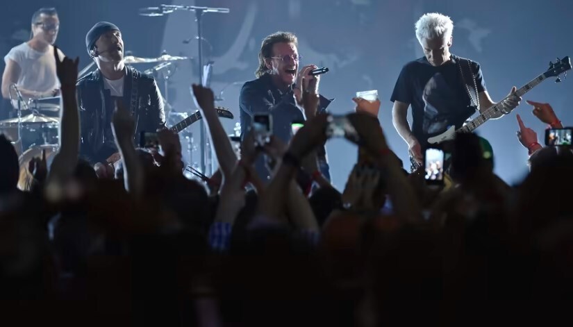 U2 возвращаются на сцену в Лас-Вегасе