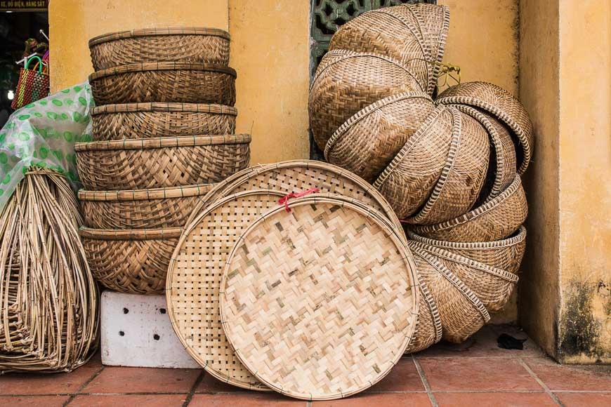 12 традиционных вьетнамских сувениров.