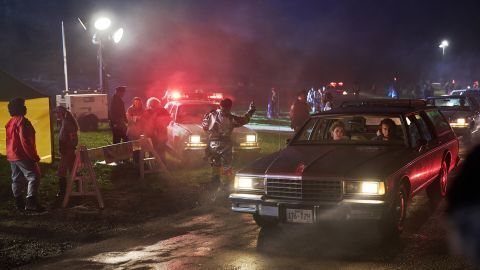 После схода с рельсов поезда жители Огайо живут сюжетом фильма, который они помогли снять.