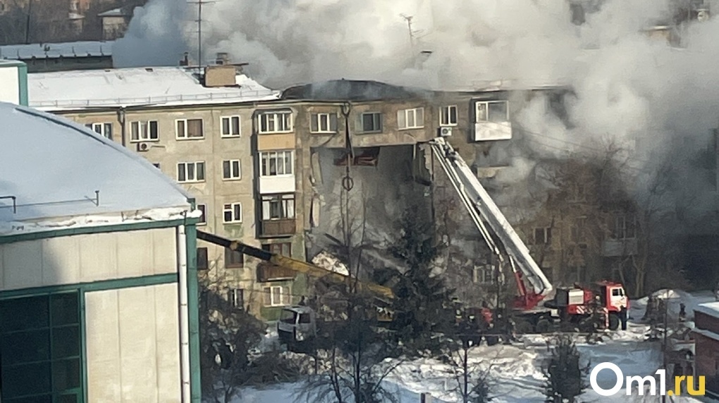 Что знают соседи о взорвавшейся квартире на Линейной и как выглядит подъезд изнутри.«Вернулась со спичками — и взрыв».