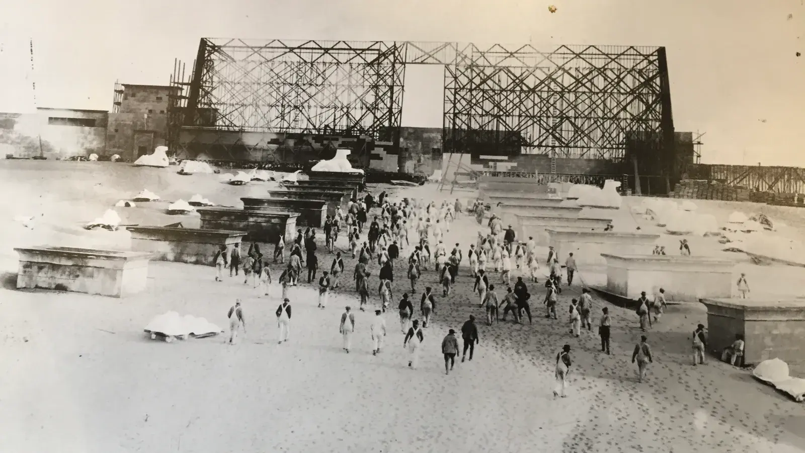 Город под песком: Затерянный город Сесила