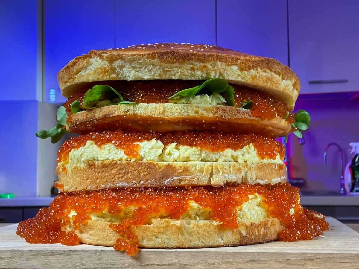 Показ сериала «Мажор» под «мажорное» блюдо.