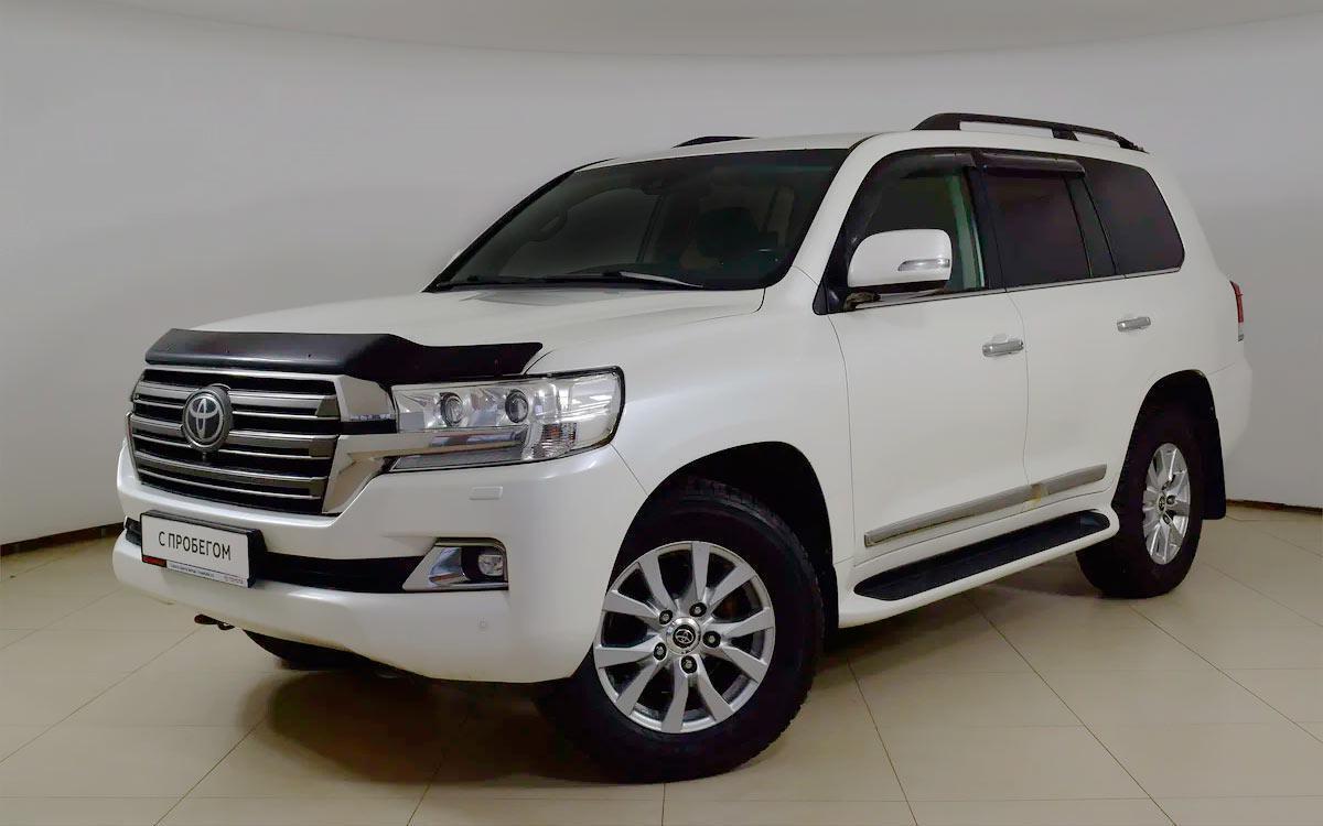 Поставки в Россию Японских автомобилей выросло на треть