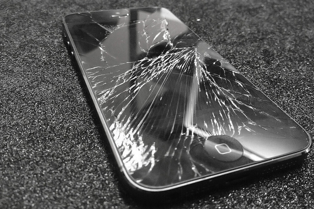 Как избежать повреждения экрана? Советы по уходу!