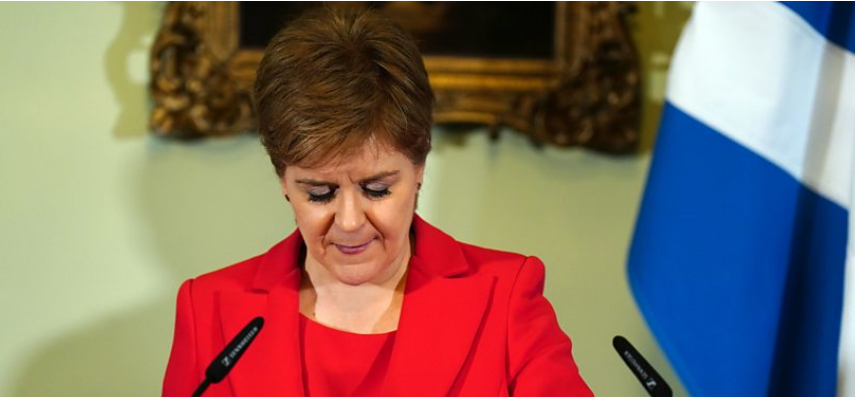 Никола Стерджен говорит, что пришло время уйти в отставку с поста первого министра Шотландии