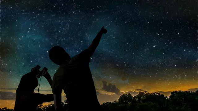 СМИ сообщили о новом появлении загадочных огней в небе над Уругваем