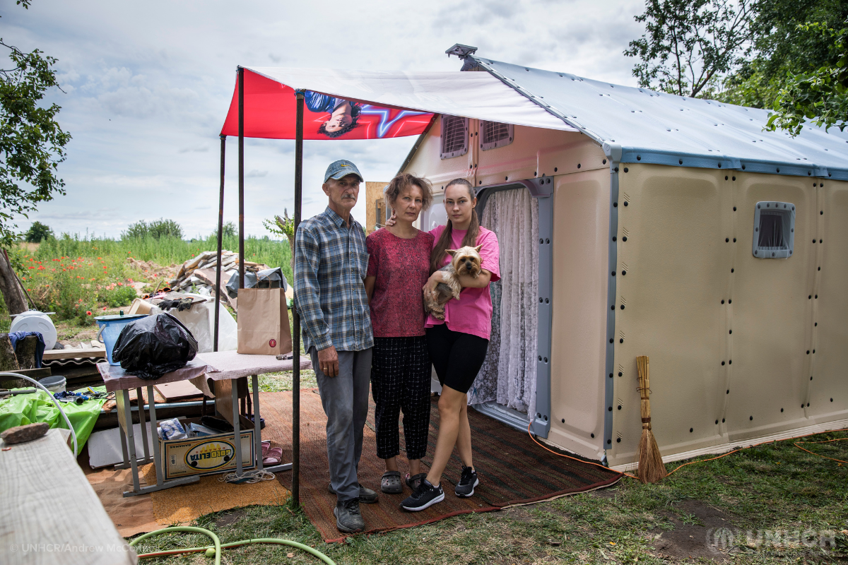 Домашние животные обеспечивают чувство дома для перемещенных украинских семей