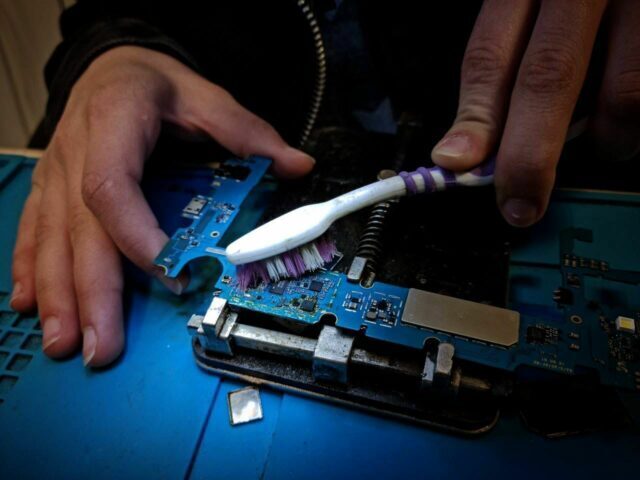 Мобильная ремонтница