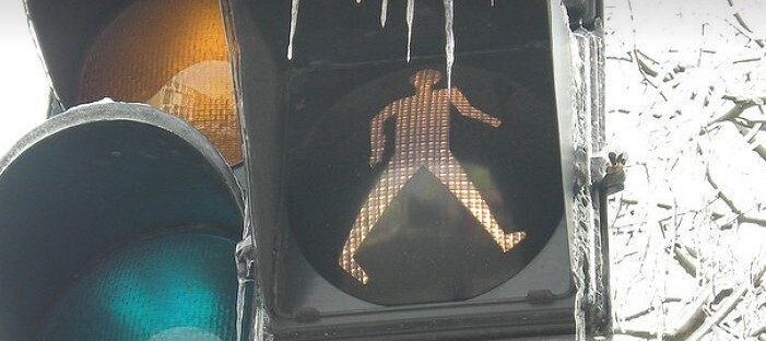 Светофоры в России меняют цвета. Больше не три цвета...