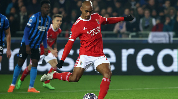 "Бенфика" обыграла "Брюгге" и продлила беспроигрышную серию в Лиге чемпионов.