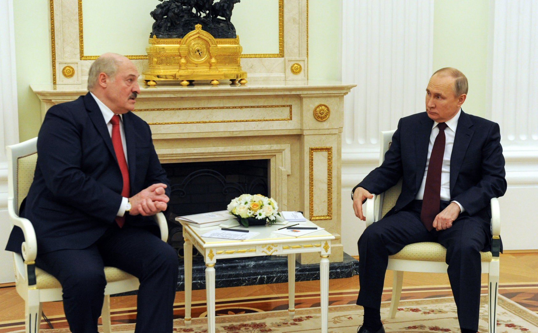 Президент Белоруссии Александр Лукашенко с Путиным