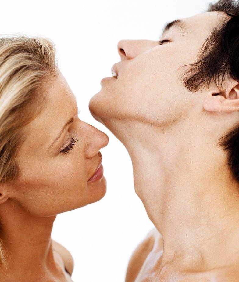 Запах женщины: как феромоны влияют на притяжение мужчин. Запах тела и сексуальное влечение.