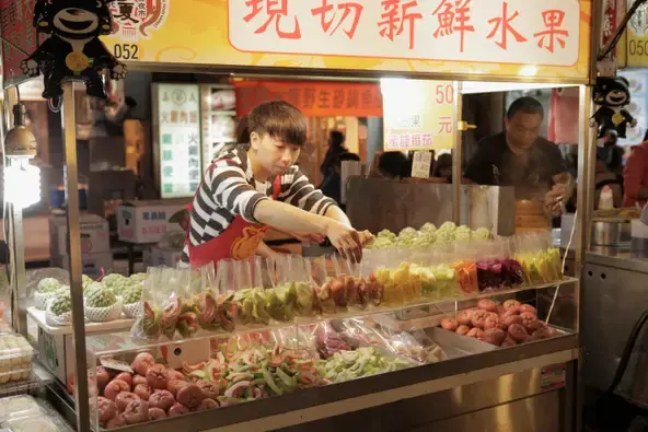 Теплый привет: 10 самых гостеприимных городов в 2023 году