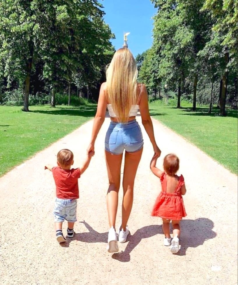 Зачем мы возвращаем исторические земли, если у нас население постоянно убывает и никто не хочет рожать в этой стране