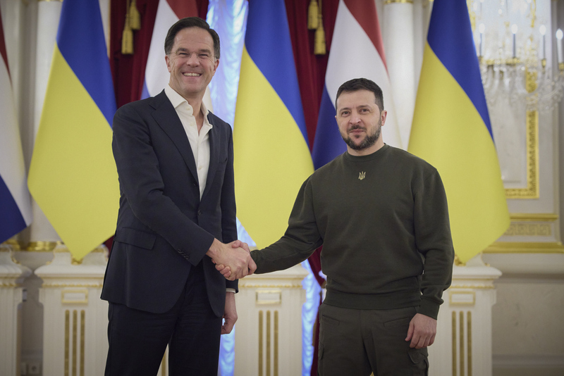 Нидерланды в кратчайшие сроки отправят в Киев танки Leopard 1, заявил Рютте в Киеве