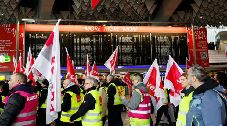 Германия. Забастовки в семи аэропортах