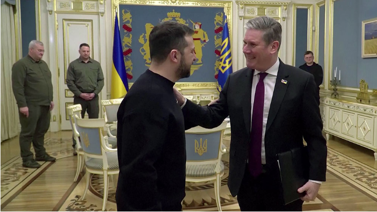 Лидер британской оппозиции Стармер посетил Киев, пообещав поддержку Великобритании даже в случае смены правительства