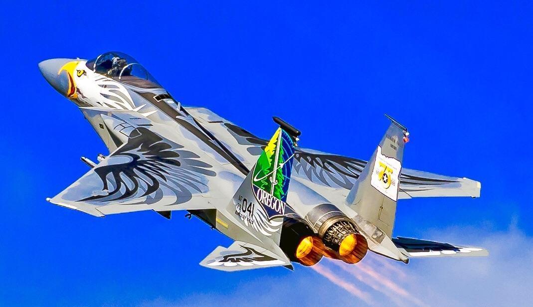 Необычная раскраска самолетов мира.