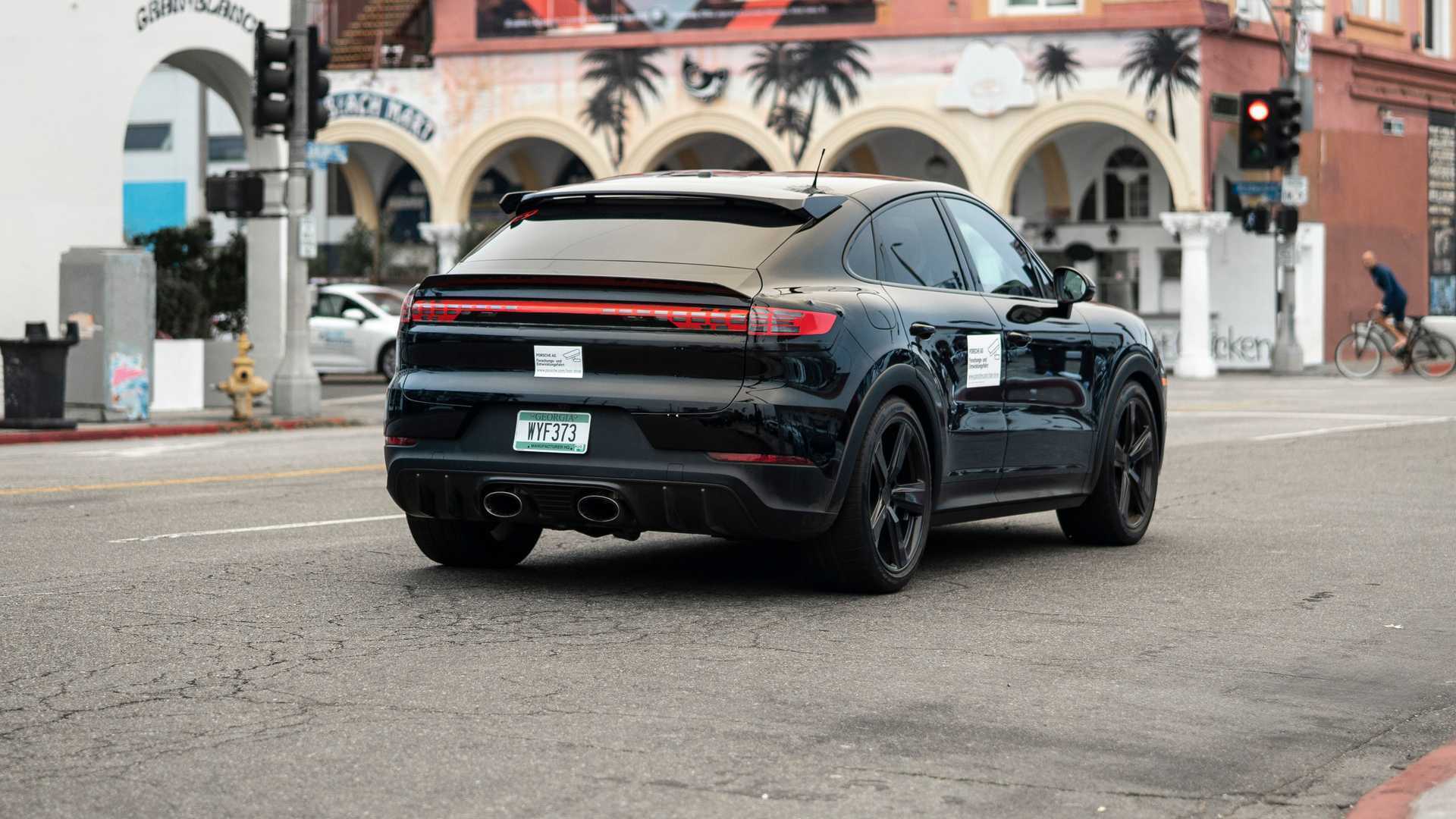 Porsche Cayenne (2024) на испытаниях прототипа: апелляция сразу. S Получает V8, гибриды имеют большую батарею, а также новое шасси