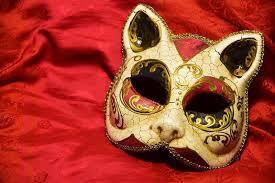 Сама суть карнавала - маски