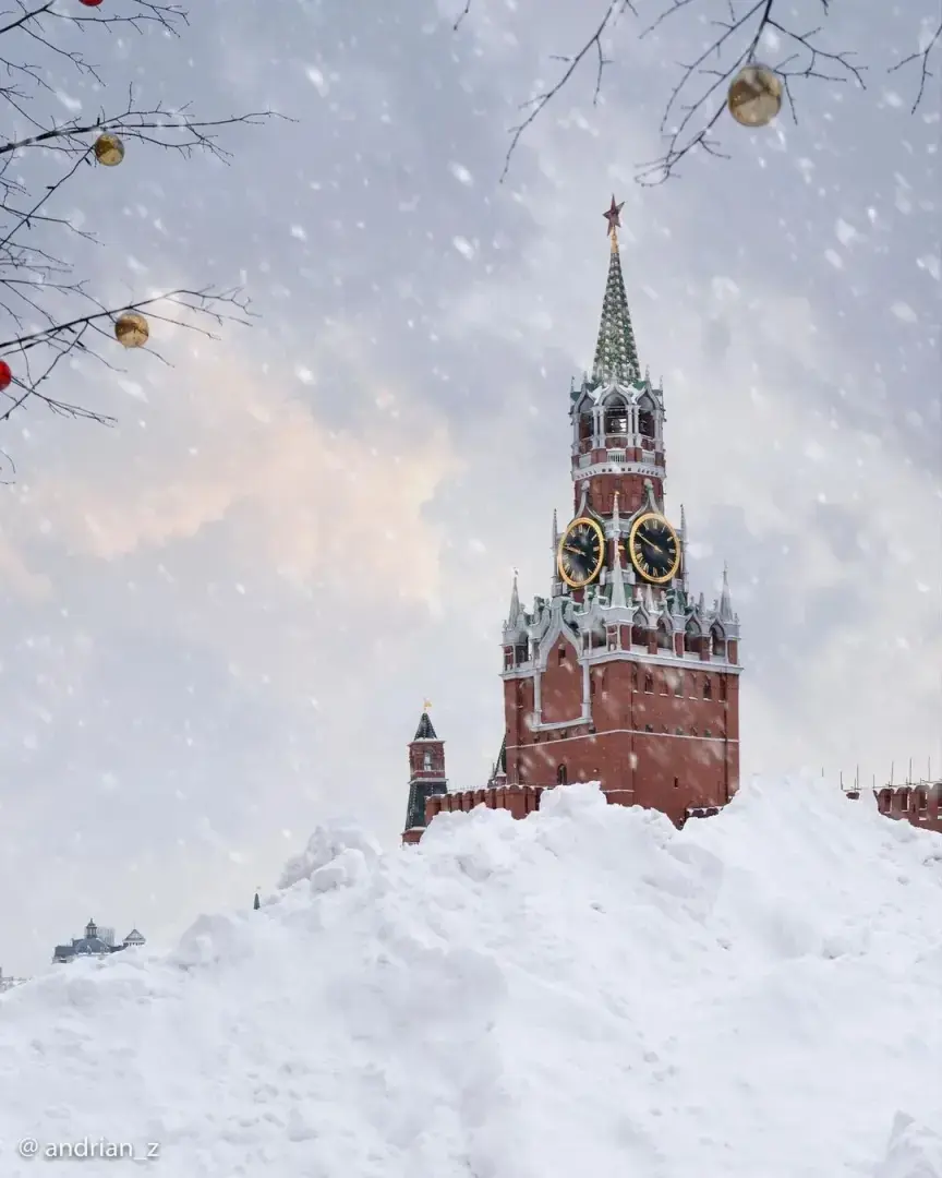 Снежный Кремль