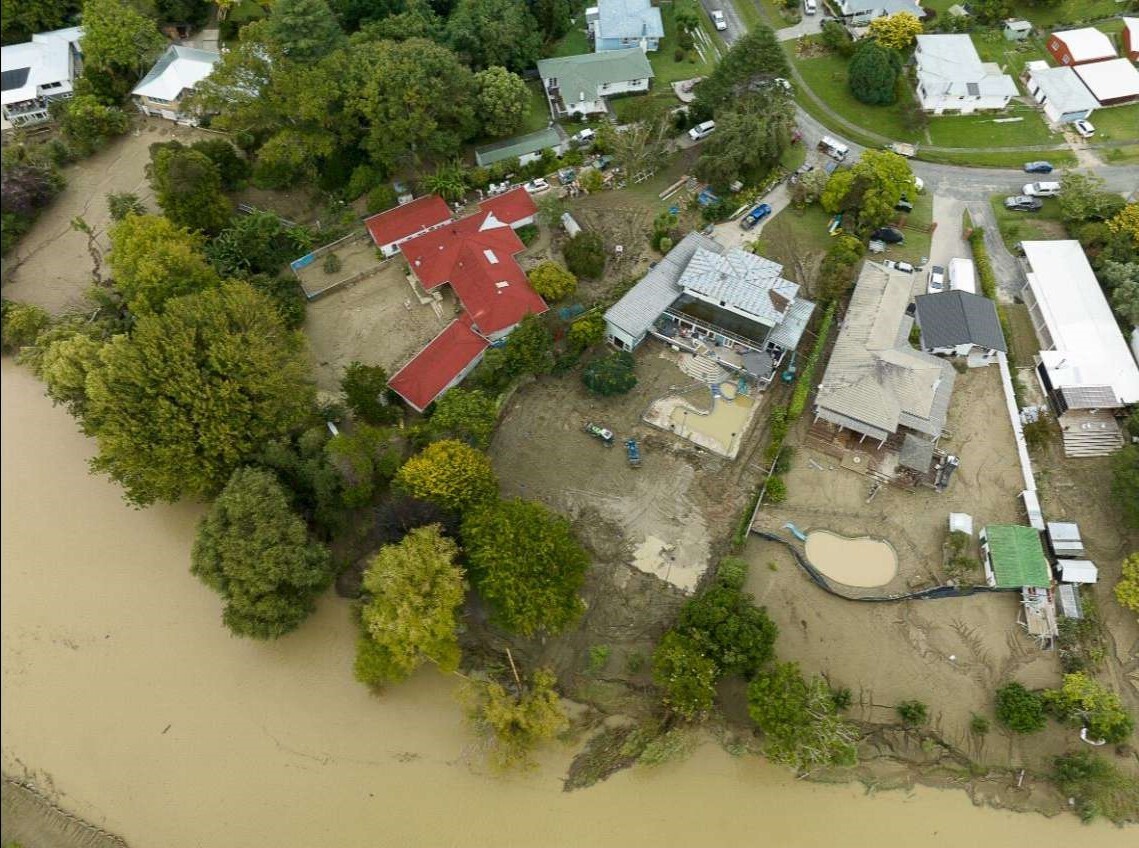 Циклон Габриэль: последние обновления Хокс-Бей и Гисборн - мрачное предупреждение о количестве погибших.