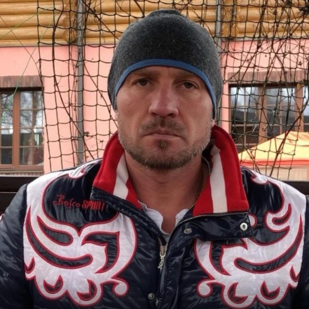 Роман Костомаров, борьба за жизнь продолжается: Состояние здоровья 21 февраля 2023года, появился риск развития отека мозга . Врачи борются с недугом