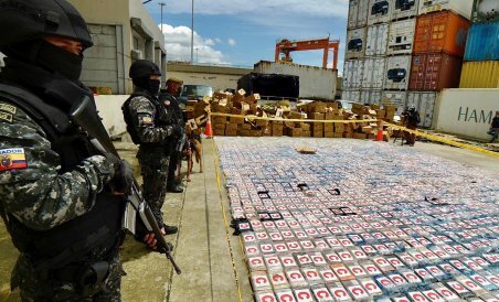 Эквадор страдает от международной наркомафии; правительство тоже получает свою долю