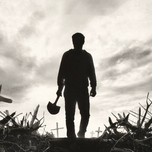 Дорогой мне могильщик