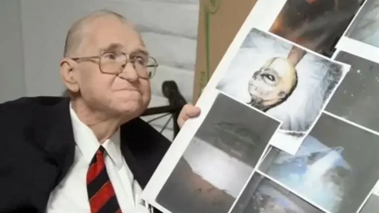 Инопланетяне и правительство США: Бывший сотрудник ЦРУ нарушает молчание