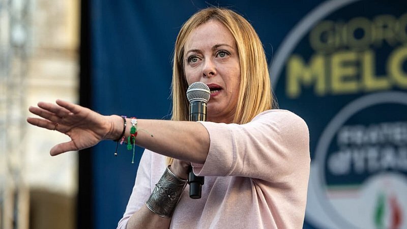 Италия помогают Киеву многим, но только не самолётами.