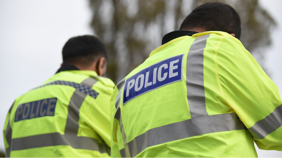 Ножевые ранения в Хаддерсфилде: 14-летний подросток арестован по подозрению в убийстве.