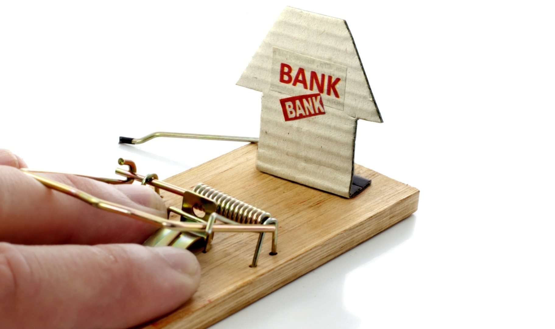 Банки также могут стать жертвами мошенничества