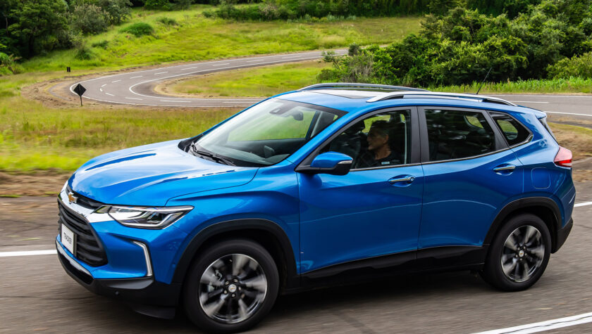Chevrolet Tracker 2023: обзор нового внедорожника. Цены и комплектации в России