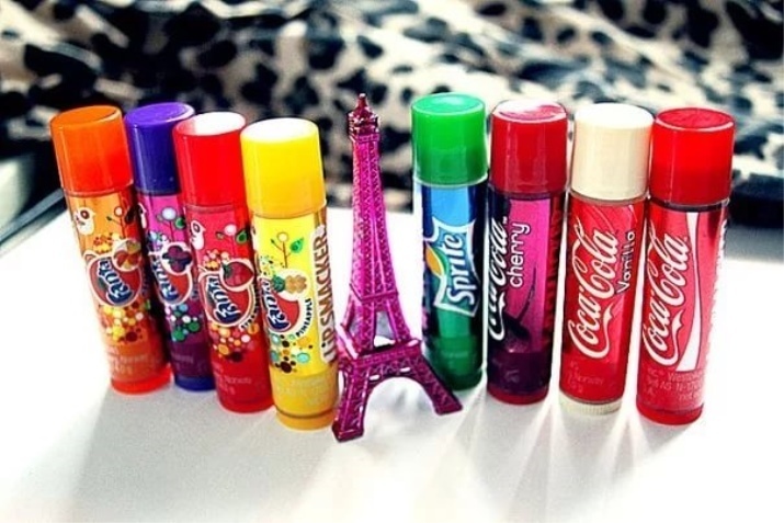 С какого же возраста можно начинать пользоваться декоративной косметикой?