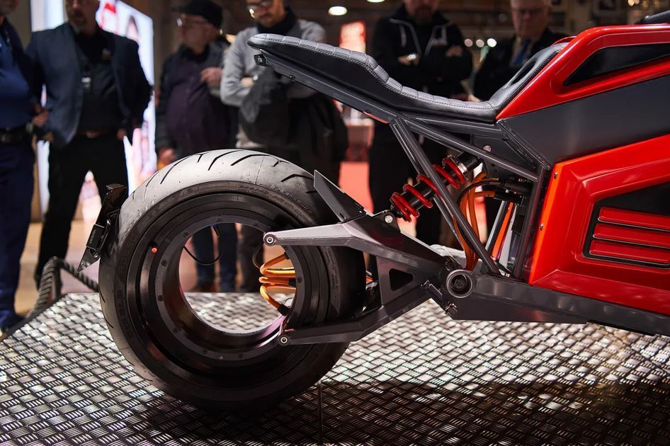 Самый дикий электрический мотоцикл Verge TS в 2023 году стал еще более диким.