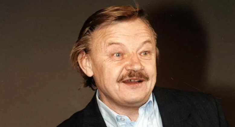 Несколько слов о наших любимых актёрах. ( не лестных )